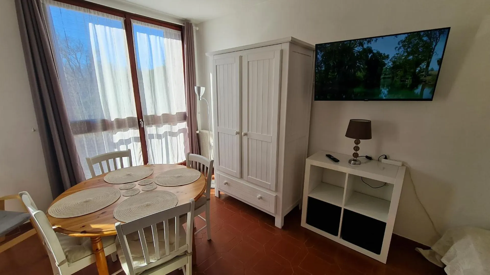 Superbes Studios Du Parc Paradis Gréoux-les-Bains 0*,  Francia